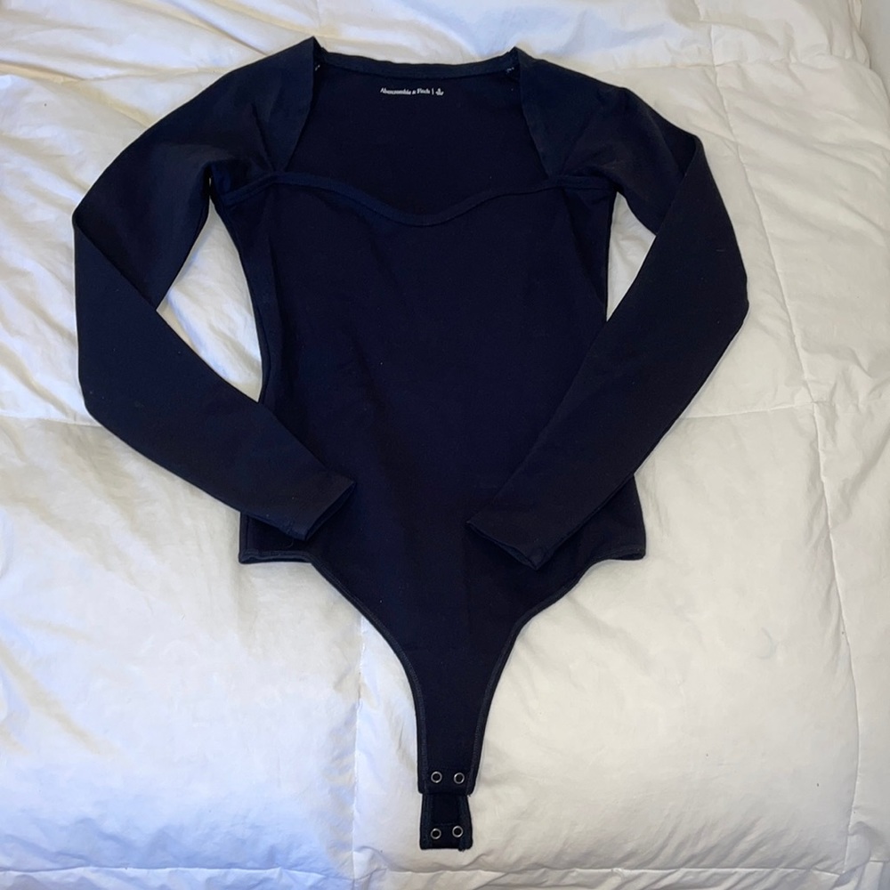Abercrombie and Fitch sweetheart neckline bodysuit